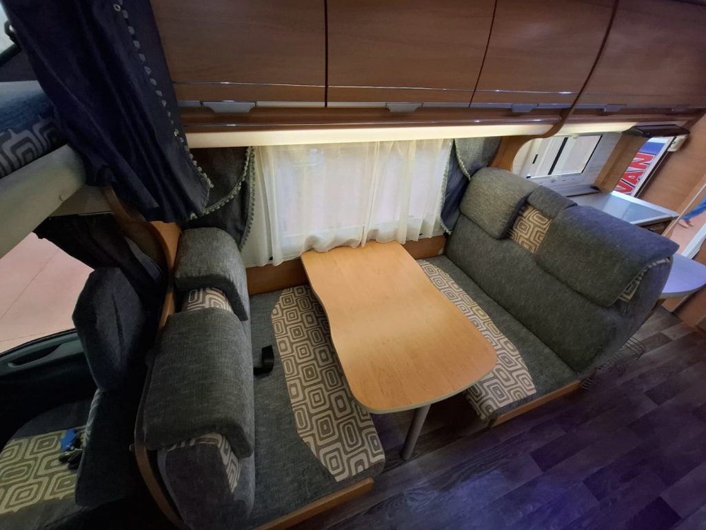 HUARI 1102 IVECO 40 Q.LI 180 CV