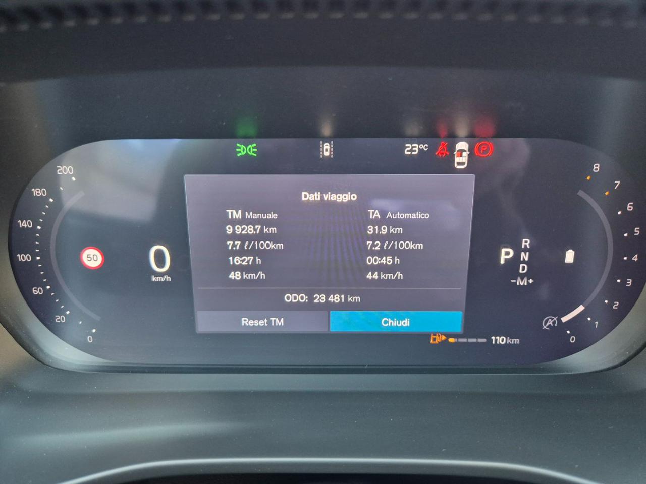 VOLVO XC40 B3 automatico Essential - 24