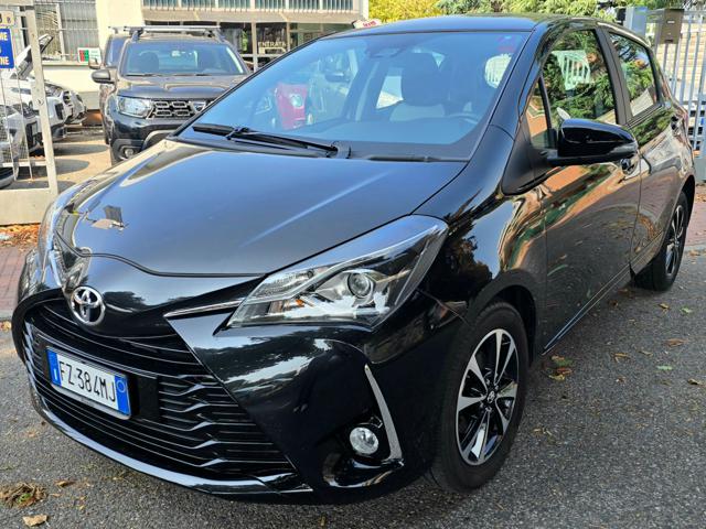 TOYOTA Yaris Nero metallizzato
