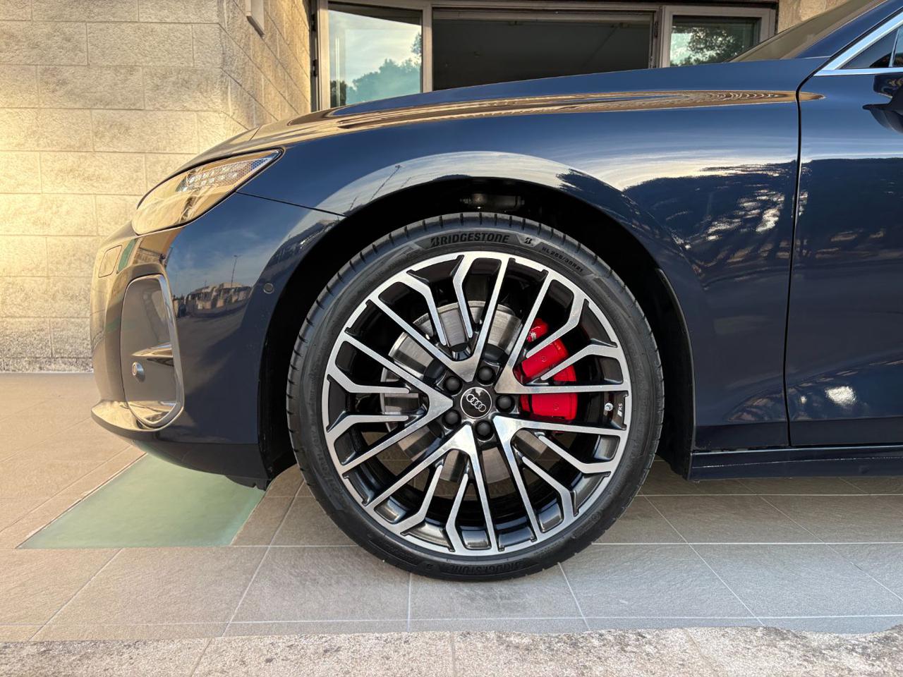 AUDI A6 Avant 2.0 TDI 150 kW mHEV+ S tronic quattro S line ed. - 25