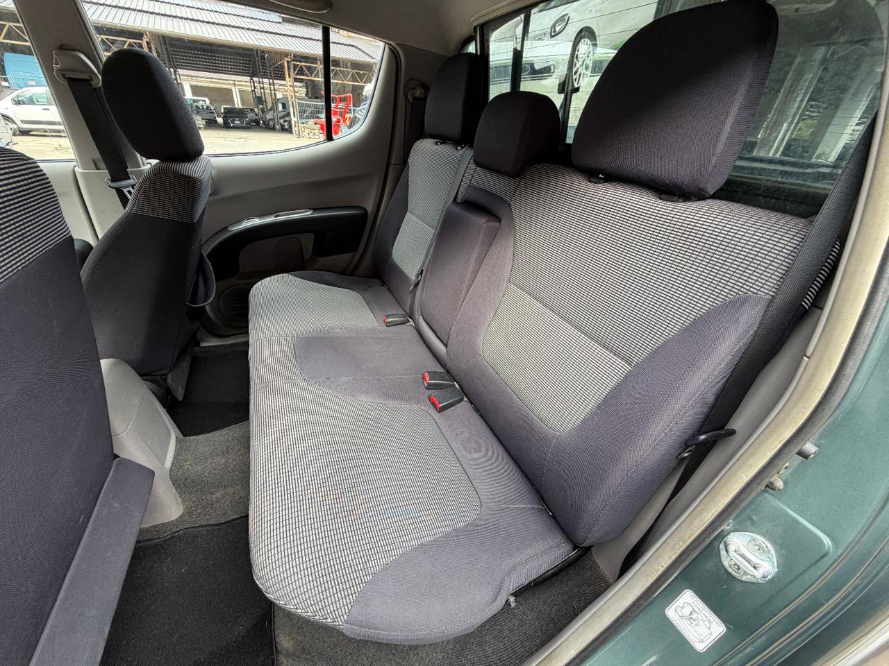 MITSUBISHI L200 2.5 DI-D/136CV Double Cab Intense - 23