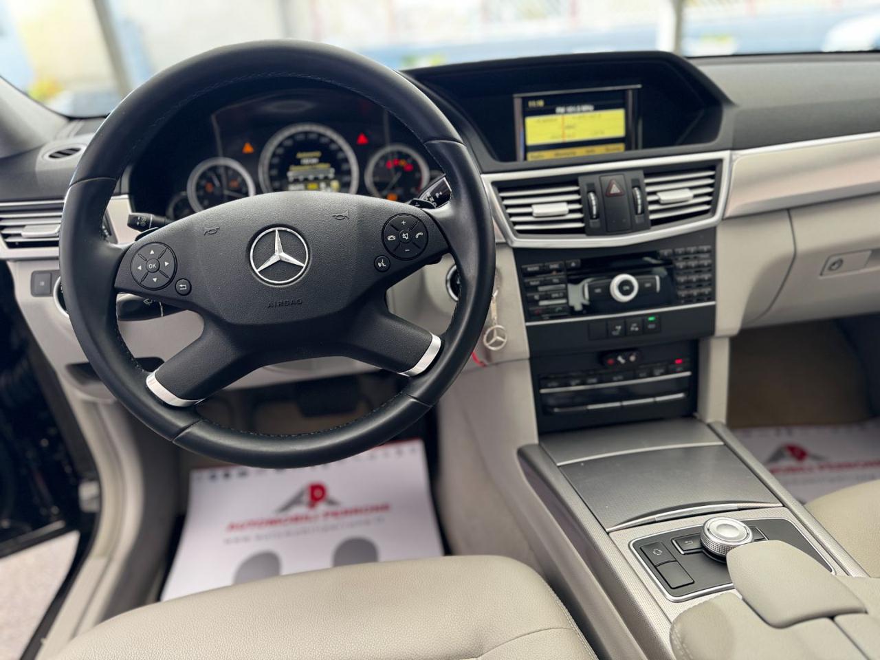 MERCEDES-BENZ E 220 CDI Avantgarde - Solo 87.000 km / 1 propr. - 8