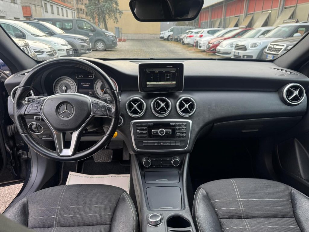 MERCEDES-BENZ A 180 CDI Automatic Sport - 8