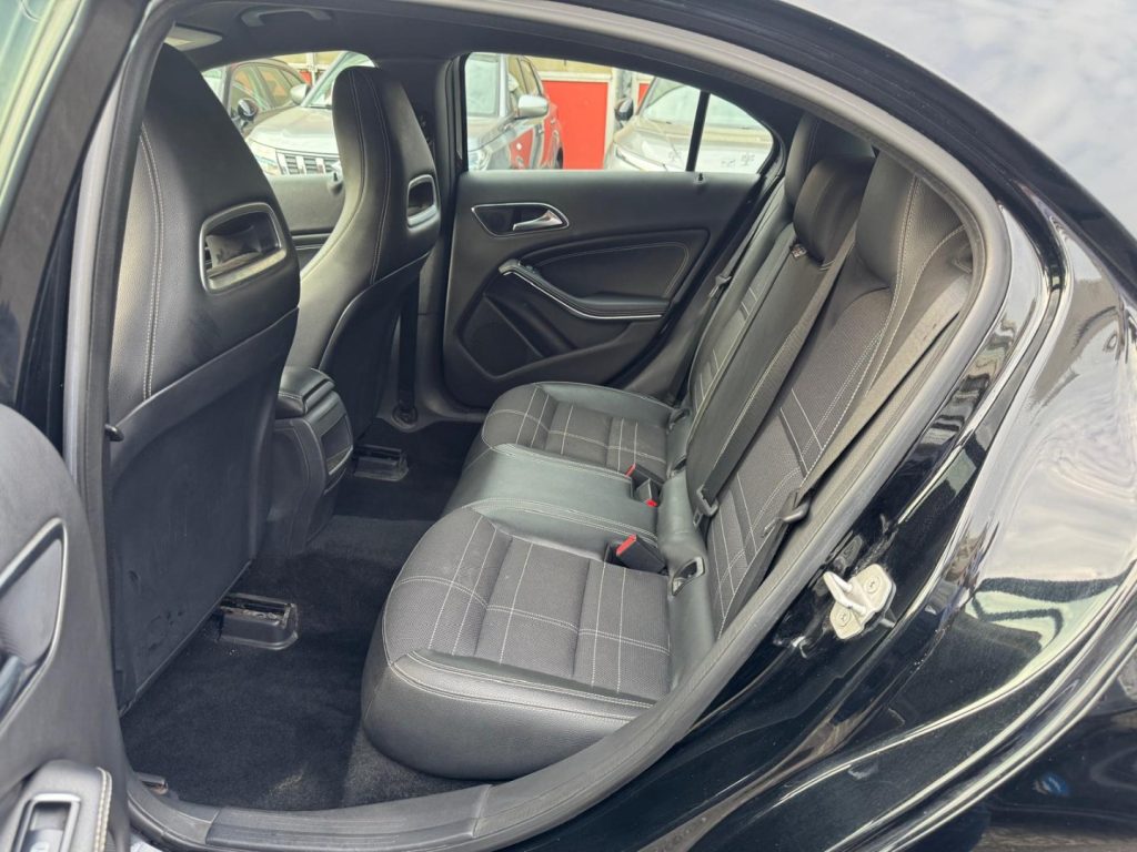 MERCEDES-BENZ A 180 CDI Automatic Sport - 13
