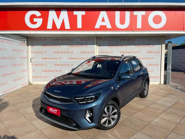 KIA Stonic Blu metallizzato