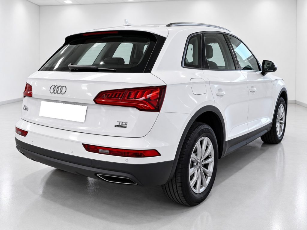AUDI Q5 2.0 TDI Quattro S Tronic Business Design - 5