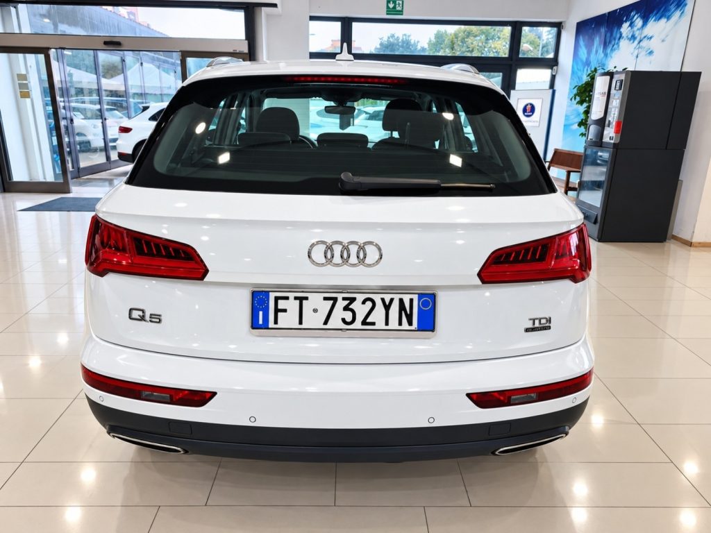 AUDI Q5 2.0 TDI Quattro 163 Cv S Tronic Business Design - 6