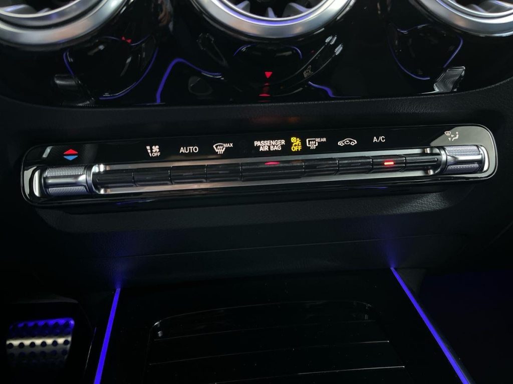 MERCEDES-BENZ GLA 180 d Automatic AMG Line Advanced Plus - 14