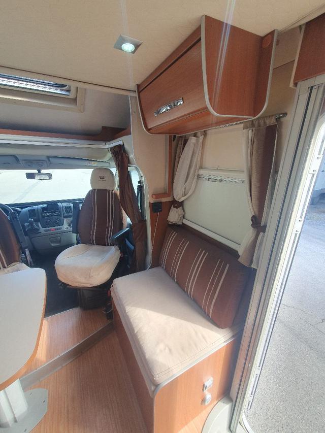Camper - Integrato MCLOUIS MC4 35G Diesel – foto 7