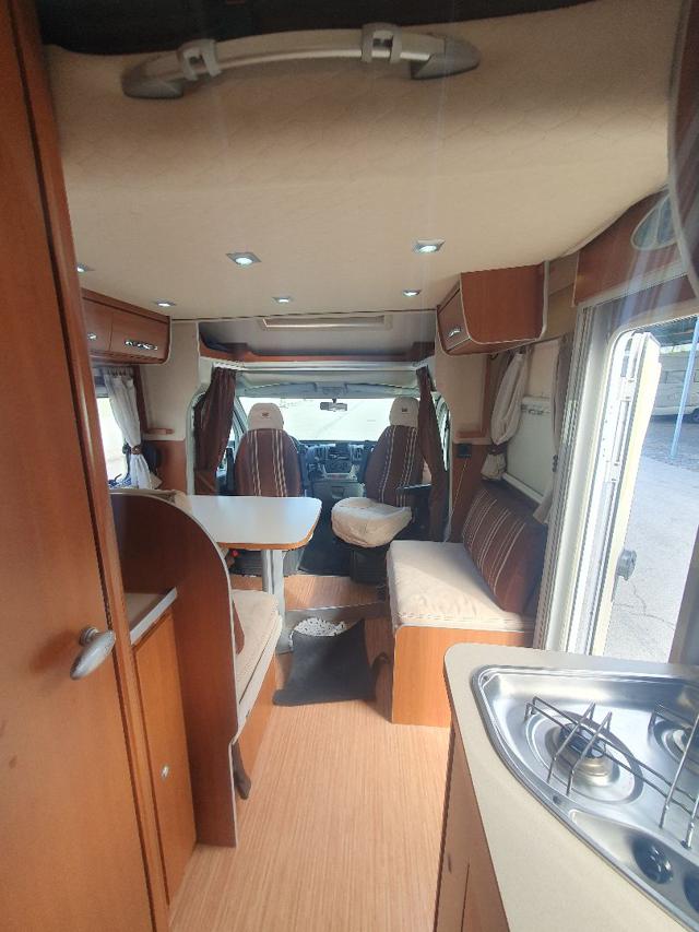 Camper - Integrato MCLOUIS MC4 35G Diesel – foto 15