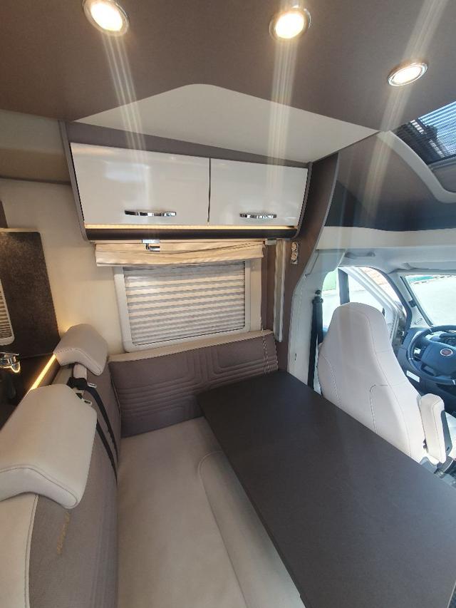 Camper - Integrato BURSTNER LYSEO 690 G Privilege Diesel – foto 7