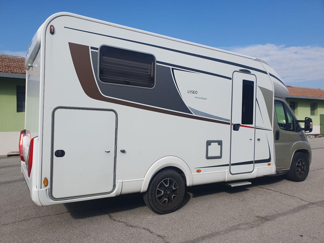 LYSEO 690 G Privilege