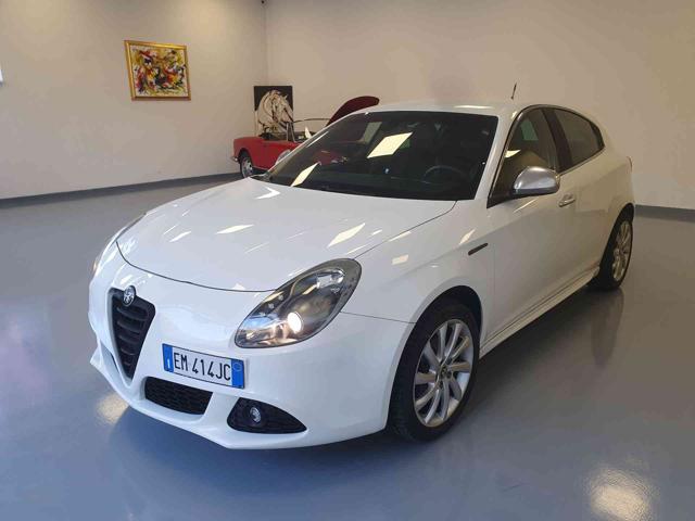 ALFA ROMEO Giulietta Bianco metallizzato