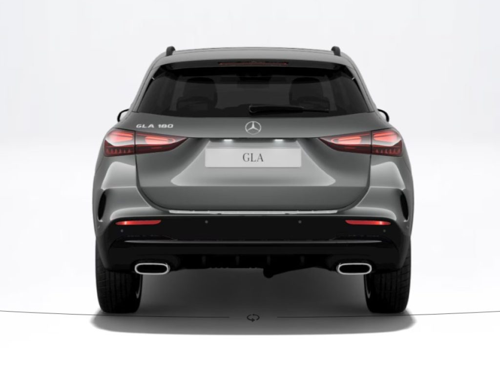 MERCEDES-BENZ GLA 180 Automatic AMG Line Advanced Plus - 4