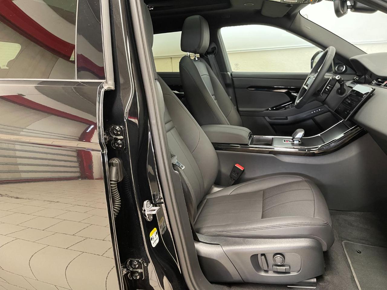 Range Rover Evoque 21