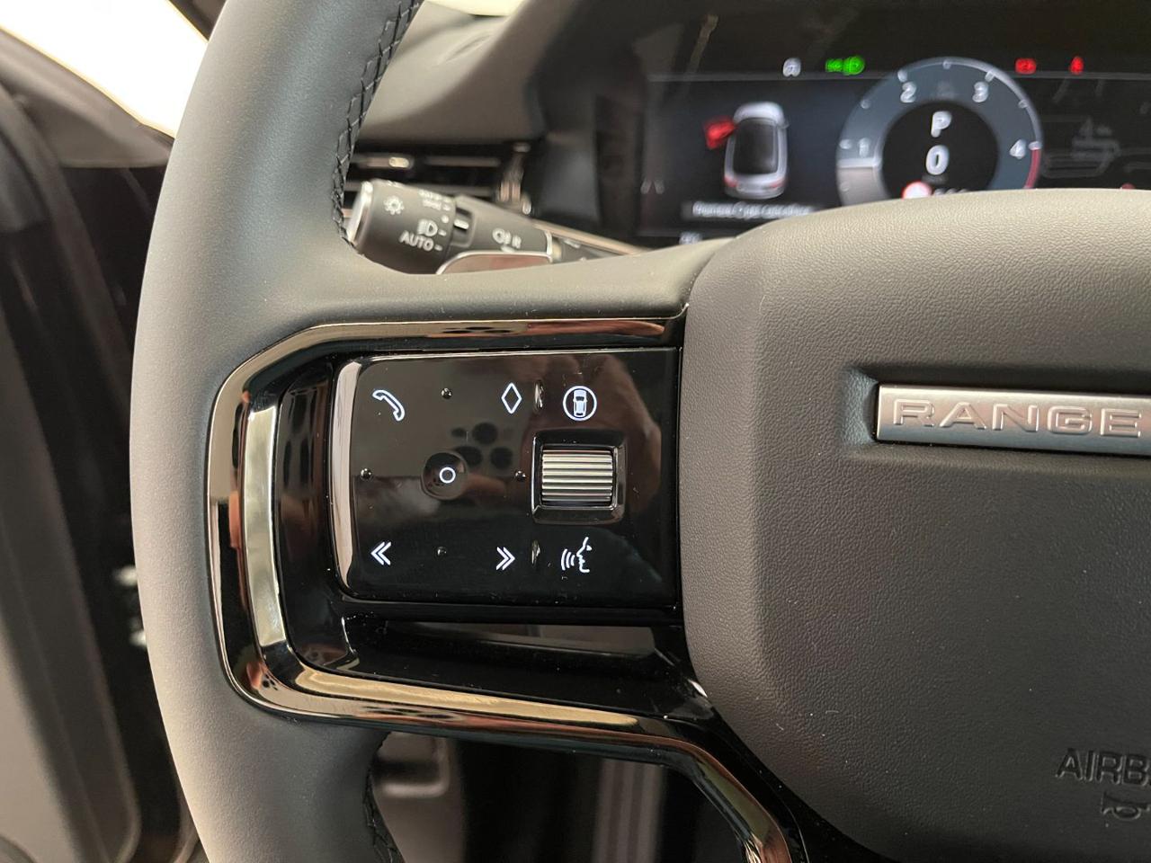 Range Rover Evoque 29
