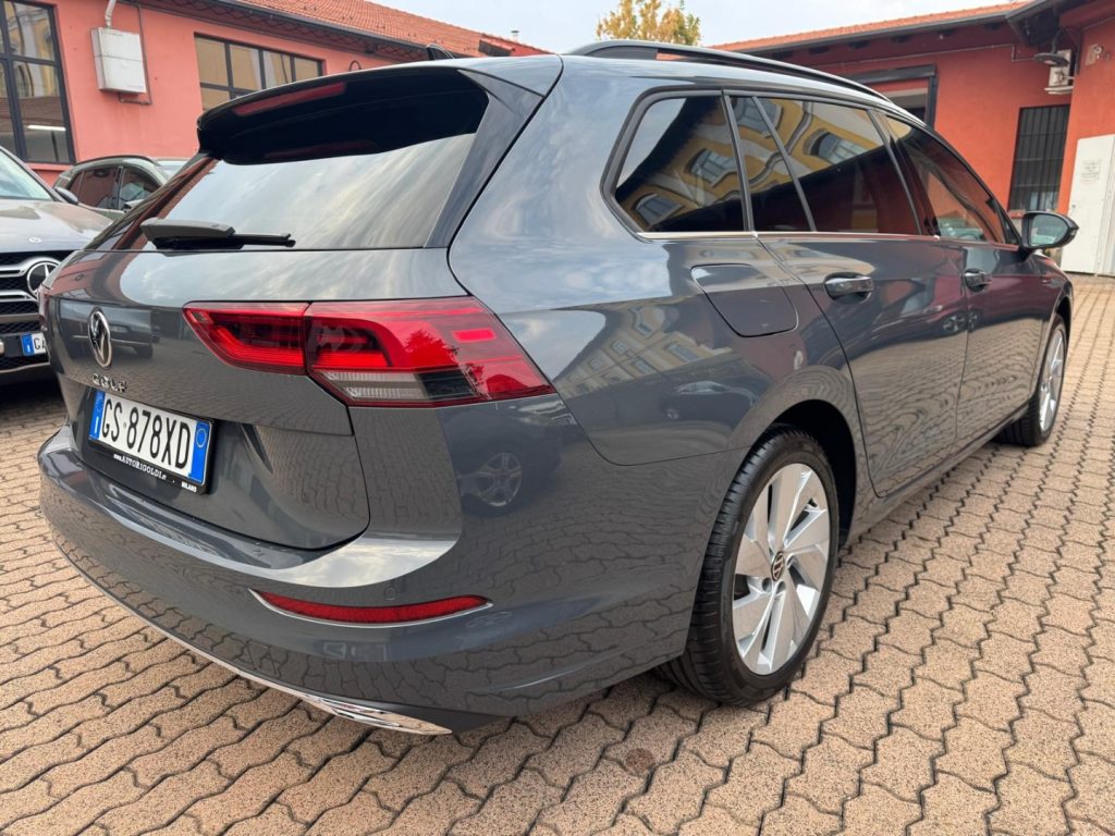 VOLKSWAGEN Golf Variant 2.0 TDI 150 CV DSG SCR Style - 2