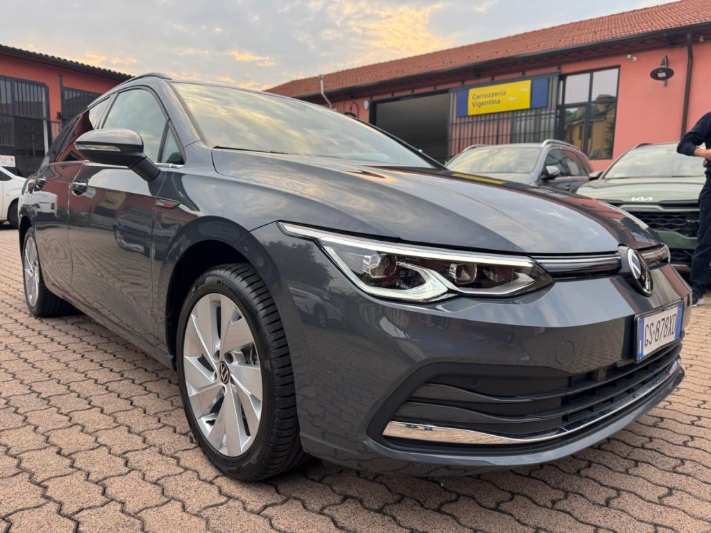 VOLKSWAGEN Golf Variant 2.0 TDI 150 CV DSG SCR Style - 3