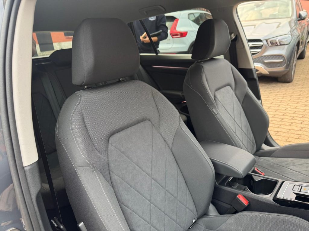 VOLKSWAGEN Golf Variant 2.0 TDI 150 CV DSG SCR Style - 13