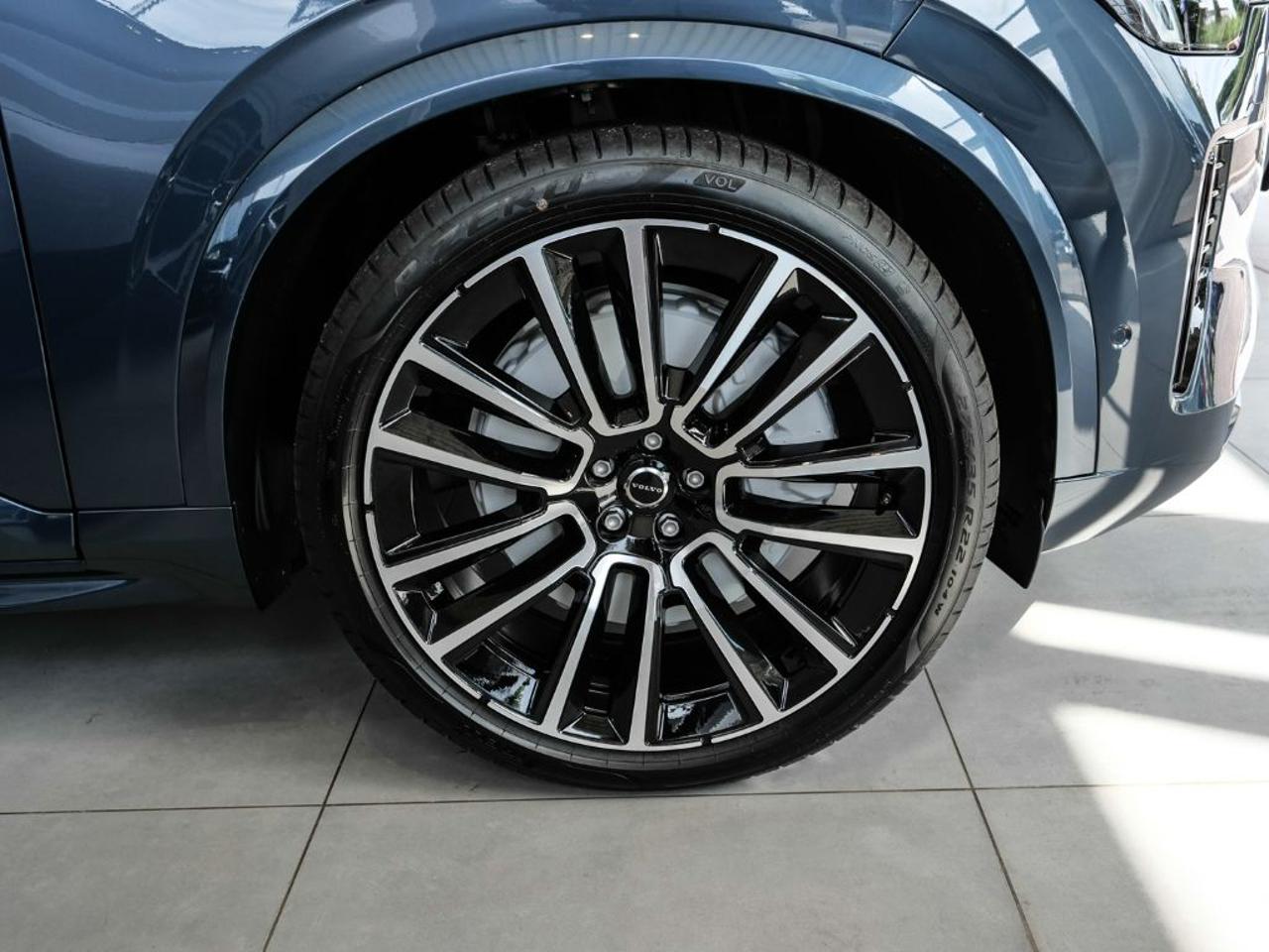 VOLVO XC90 2.0 T8 phev Ultra Black Edition awd 7p. Auto - 8