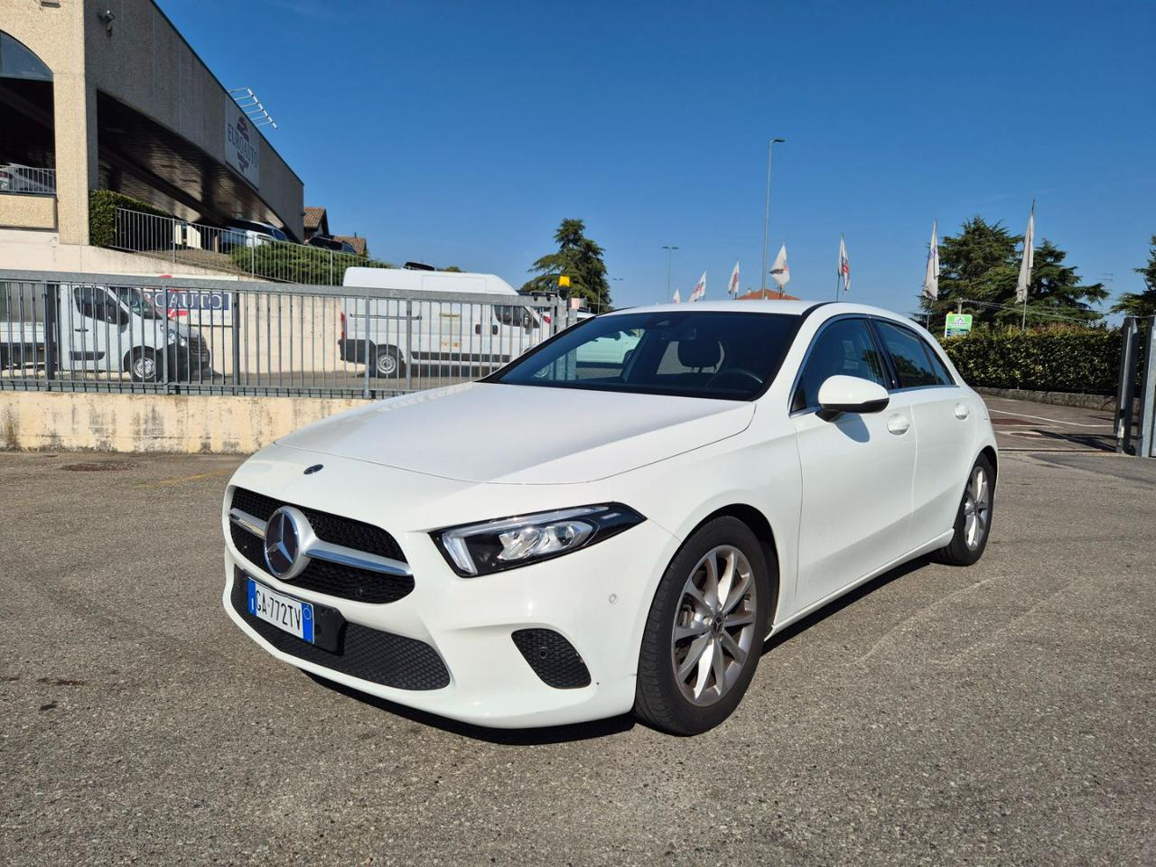 MERCEDES-BENZ A 180 Automatic Sport - 2
