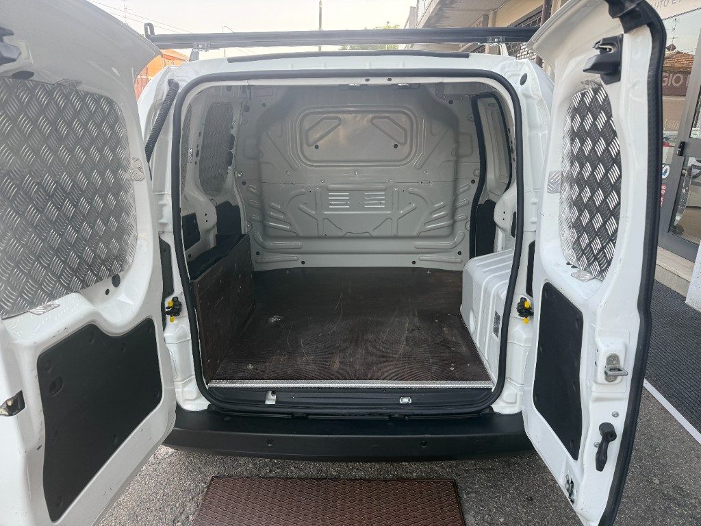 Foto FIAT Fiorino 1.3 MJT 95CV Adventure full opt EURO 6 PIU IVA usato Bologna