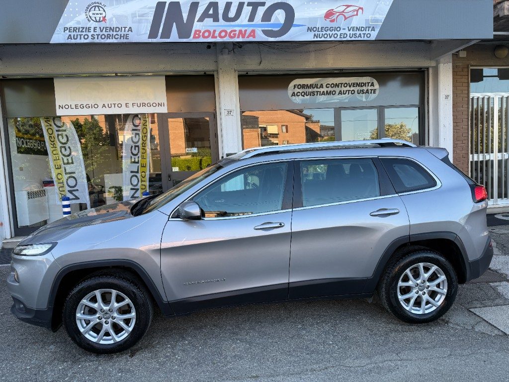 Foto JEEP Cherokee 2.2 Mjt II 185 CV 4WD Active Drive I Longitude usato Bologna