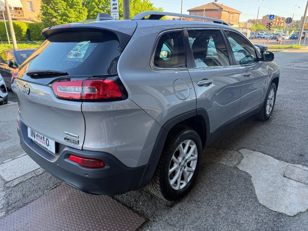 Foto JEEP Cherokee 2.2 Mjt II 185 CV 4WD Active Drive I Longitude usato Bologna