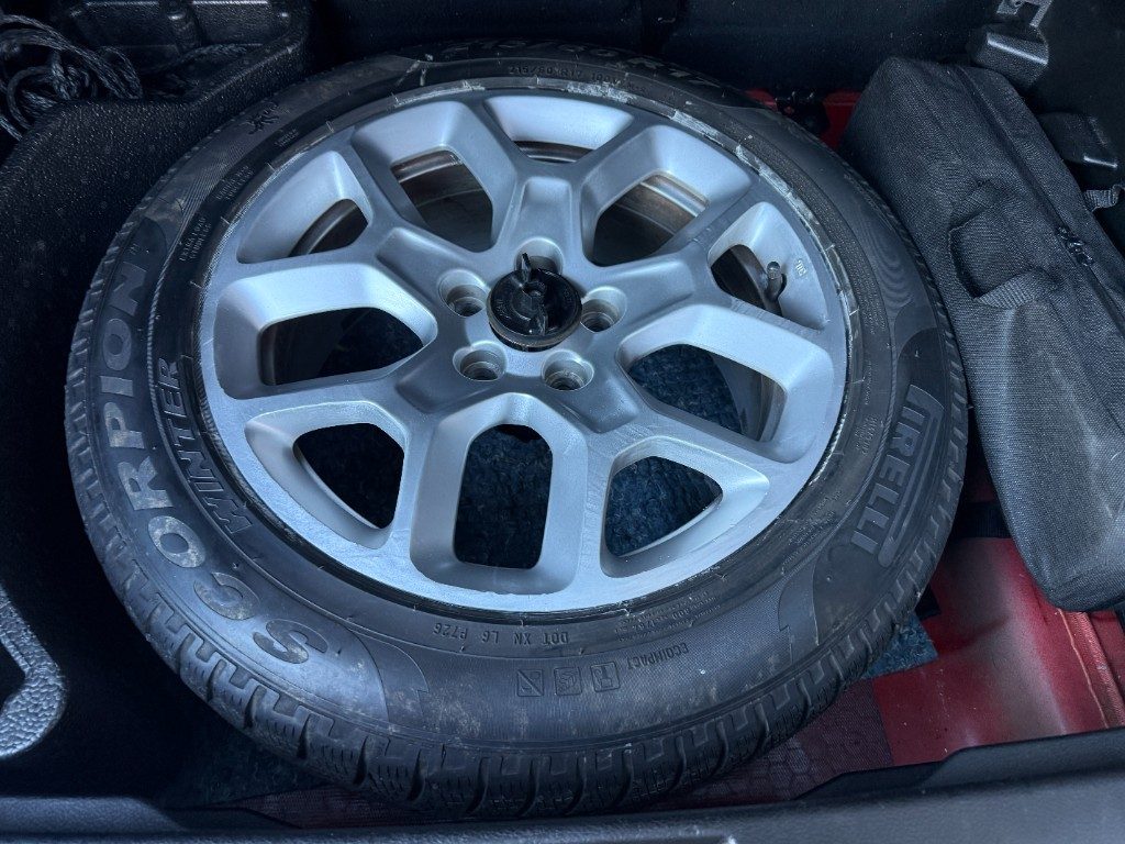 Auto in vendita BolognaJEEP Renegade 2.0 Mjt 140CV 4WD Active Drive Low Limited Foto JEEP Renegade 2.0 Mjt 140CV 4WD Active Drive Low Limited usato Bologna