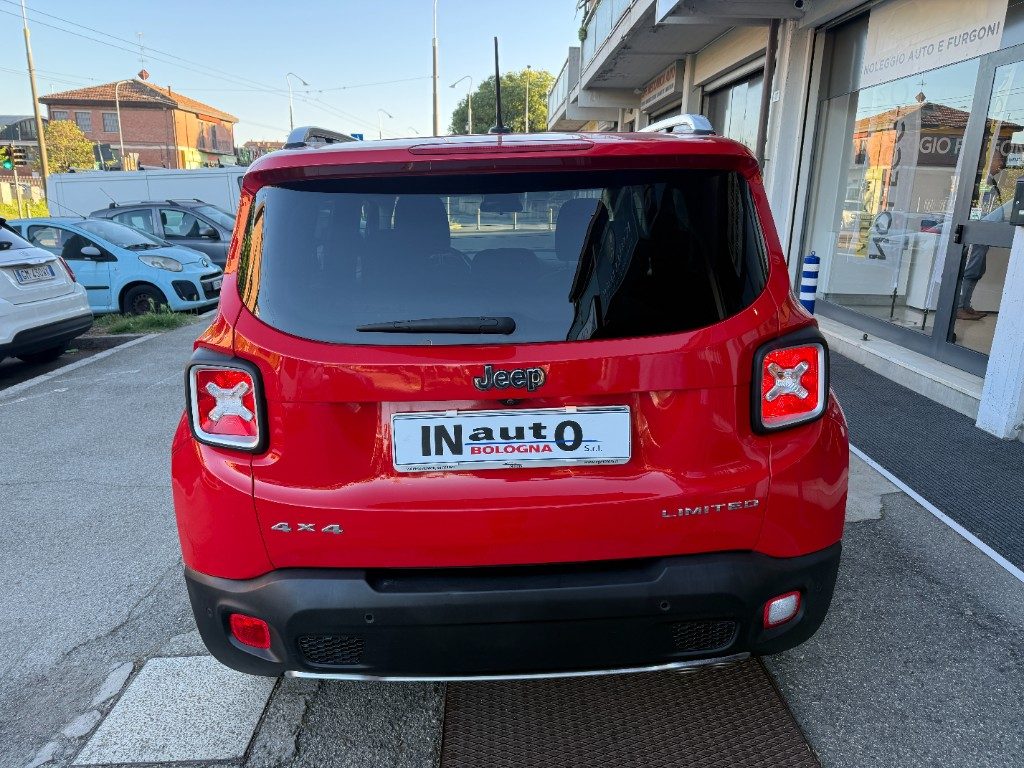 Auto in vendita BolognaJEEP Renegade 2.0 Mjt 140CV 4WD Active Drive Low Limited Foto JEEP Renegade 2.0 Mjt 140CV 4WD Active Drive Low Limited usato Bologna