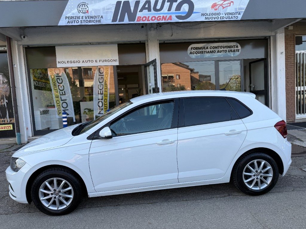 Auto in vendita BolognaVOLKSWAGEN Polo 1.0 EVO 80 CV 5p. highline BlueMotion Technology Foto VOLKSWAGEN Polo 1.0 EVO 80 CV 5p. highline BlueMotion Technology usato Bologna