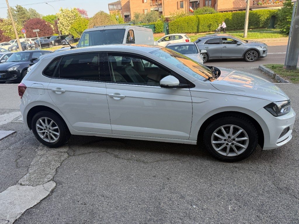 Auto in vendita BolognaVOLKSWAGEN Polo 1.0 EVO 80 CV 5p. highline BlueMotion Technology Foto VOLKSWAGEN Polo 1.0 EVO 80 CV 5p. highline BlueMotion Technology usato Bologna
