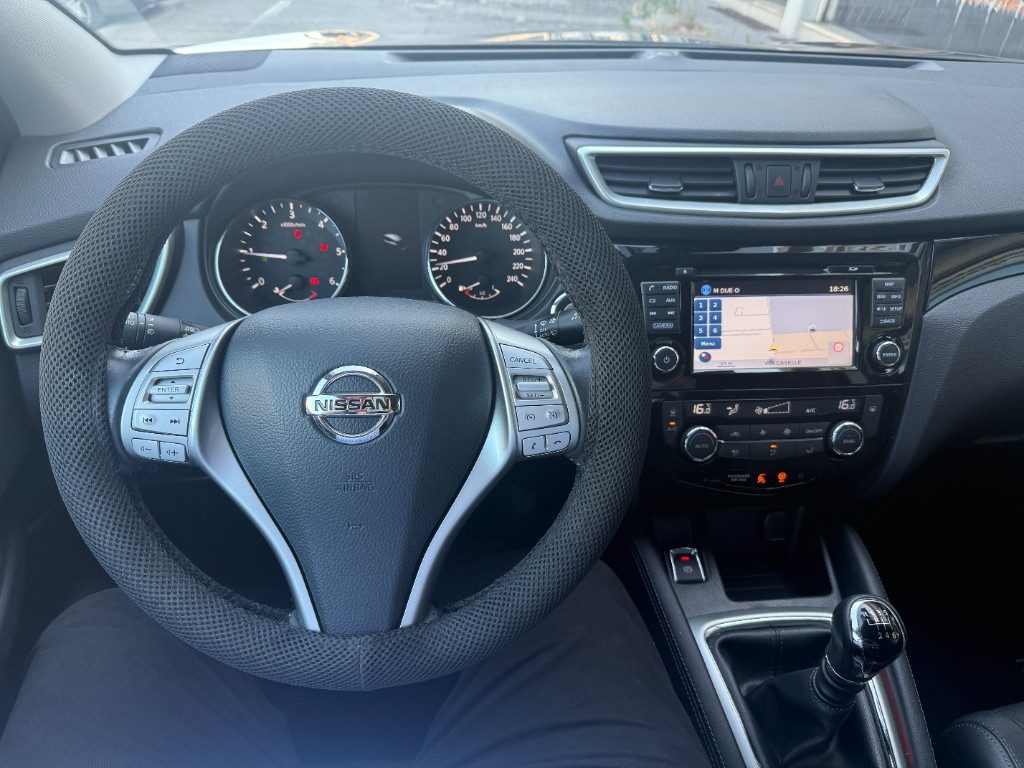 Auto in vendita BolognaNISSAN Qashqai 1.6 dCi 4WD Tekna SOLO 33500KM UNICA PROPRIETA' Foto NISSAN Qashqai 1.6 dCi 4WD Tekna SOLO 33500KM UNICA PROPRIETA' usato Bologna