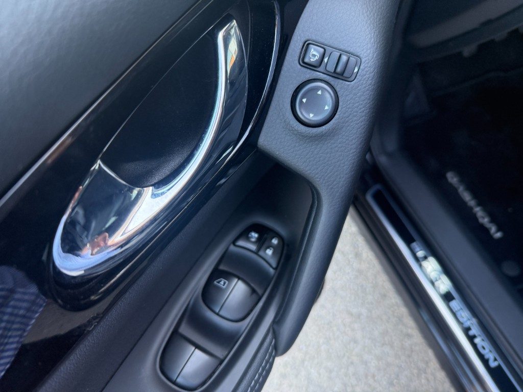 Auto in vendita BolognaNISSAN Qashqai 1.6 dCi 4WD Tekna SOLO 33500KM UNICA PROPRIETA' Foto NISSAN Qashqai 1.6 dCi 4WD Tekna SOLO 33500KM UNICA PROPRIETA' usato Bologna
