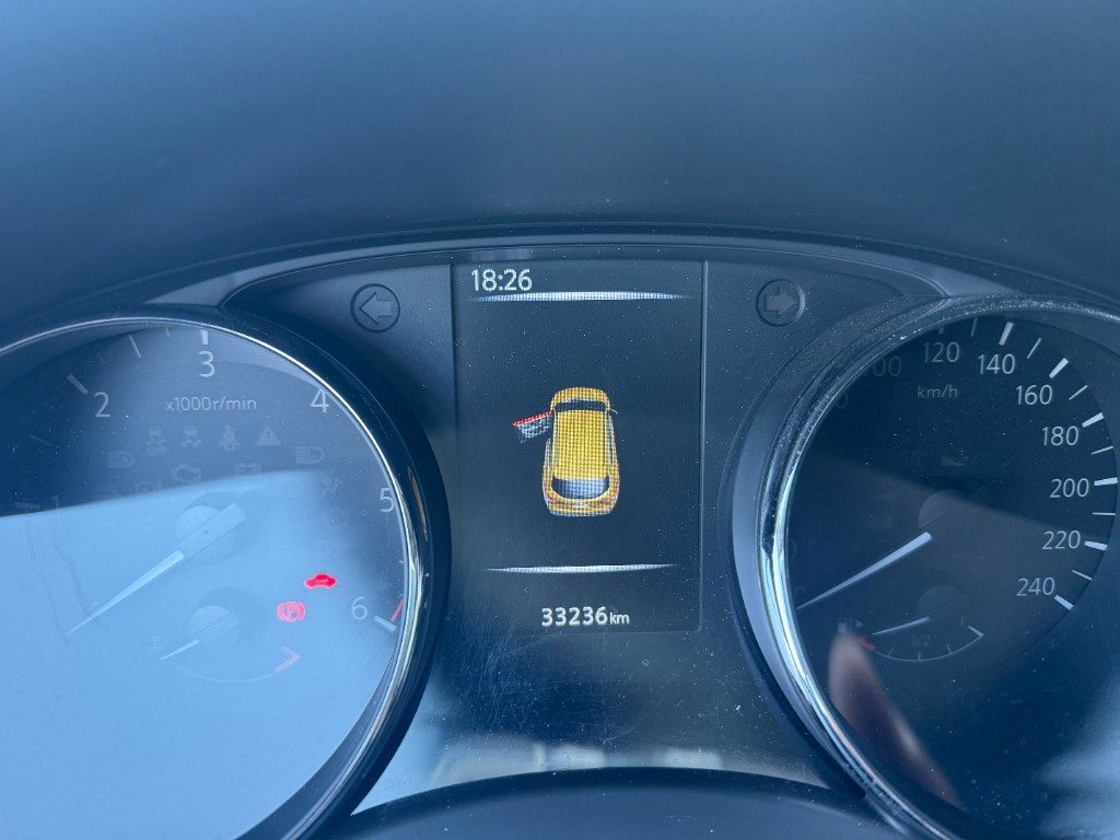 Auto in vendita BolognaNISSAN Qashqai 1.6 dCi 4WD Tekna SOLO 33500KM UNICA PROPRIETA' Foto NISSAN Qashqai 1.6 dCi 4WD Tekna SOLO 33500KM UNICA PROPRIETA' usato Bologna