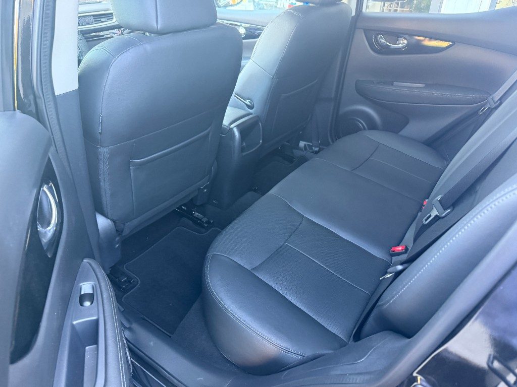 Auto in vendita BolognaNISSAN Qashqai 1.6 dCi 4WD Tekna SOLO 33500KM UNICA PROPRIETA' Foto NISSAN Qashqai 1.6 dCi 4WD Tekna SOLO 33500KM UNICA PROPRIETA' usato Bologna