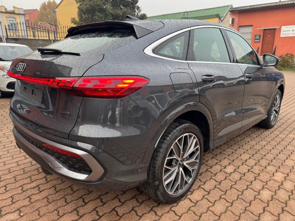 AUDI Q5 SPB TDI 204cv Mhev S tronic quattro S.LINE ED. - 4