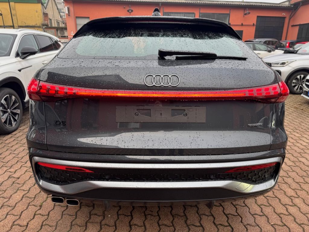AUDI Q5 SPB TDI 204cv Mhev S tronic quattro S.LINE ED. - 5