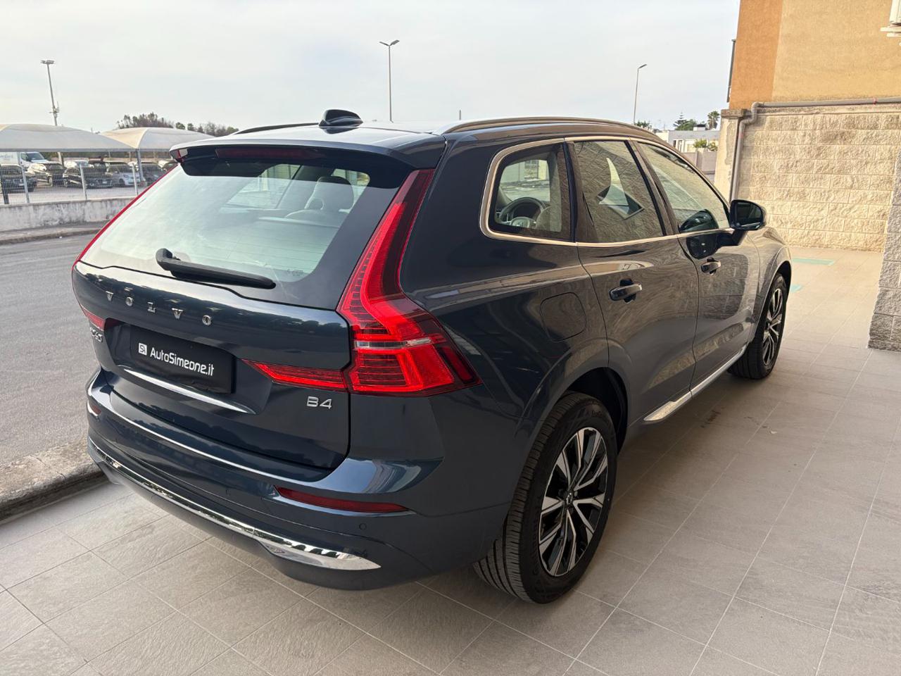 VOLVO XC60 B4 (d) automatico Plus Bright N1 (AUTOCARRO 5 P). - 5