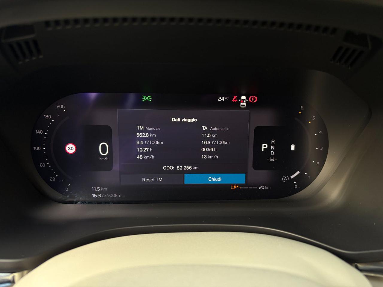 VOLVO XC60 B4 (d) automatico Plus Bright N1 (AUTOCARRO 5 P). - 27