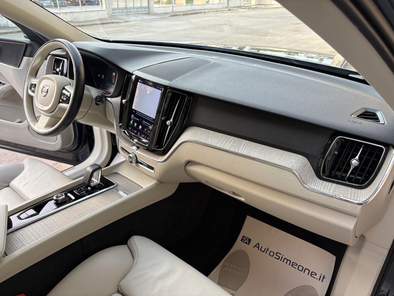 VOLVO XC60 B4 (d) automatico Plus Bright N1 (AUTOCARRO 5 P). - 14