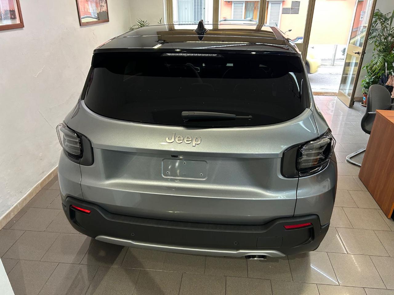 JEEP Avenger 1.2 Turbo 100 CV MHEV Summit Tetto e pelle - 3