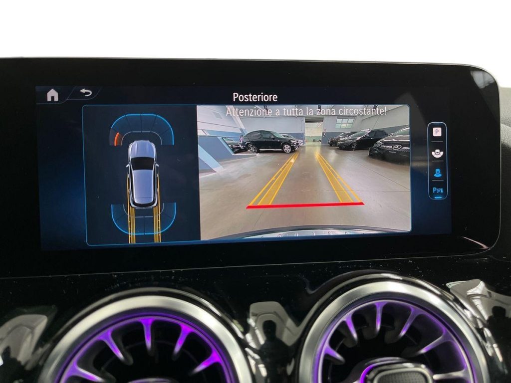 MERCEDES-BENZ GLA 200 d Automatic Progressive Advanced Plus - 12