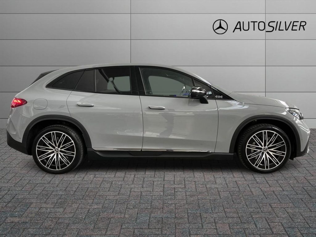MERCEDES-BENZ EQE SUV 350 4MATIC AMG Line Premium Plus - 5
