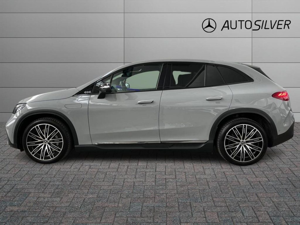 MERCEDES-BENZ EQE SUV 350 4MATIC AMG Line Premium Plus - 6