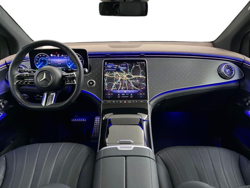 MERCEDES-BENZ EQE SUV 350 4MATIC AMG Line Premium Plus - 9
