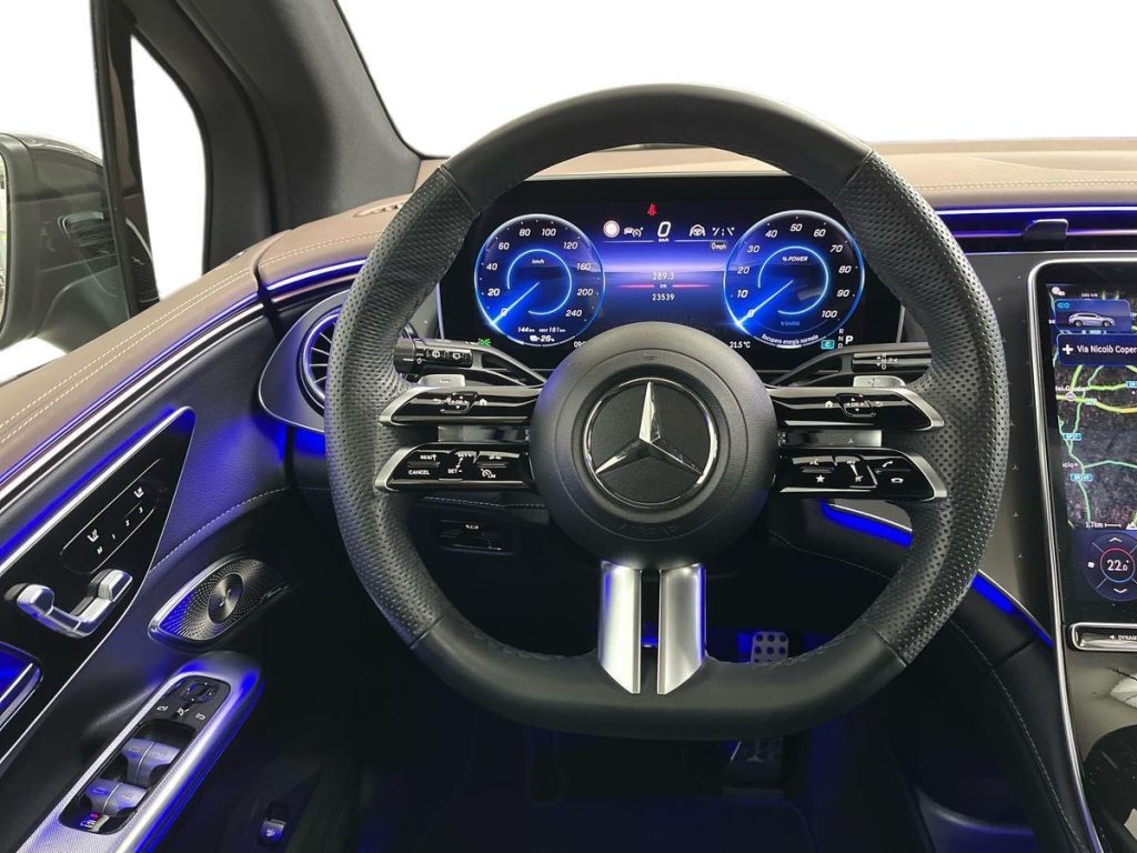 MERCEDES-BENZ EQE SUV 350 4MATIC AMG Line Premium Plus - 11