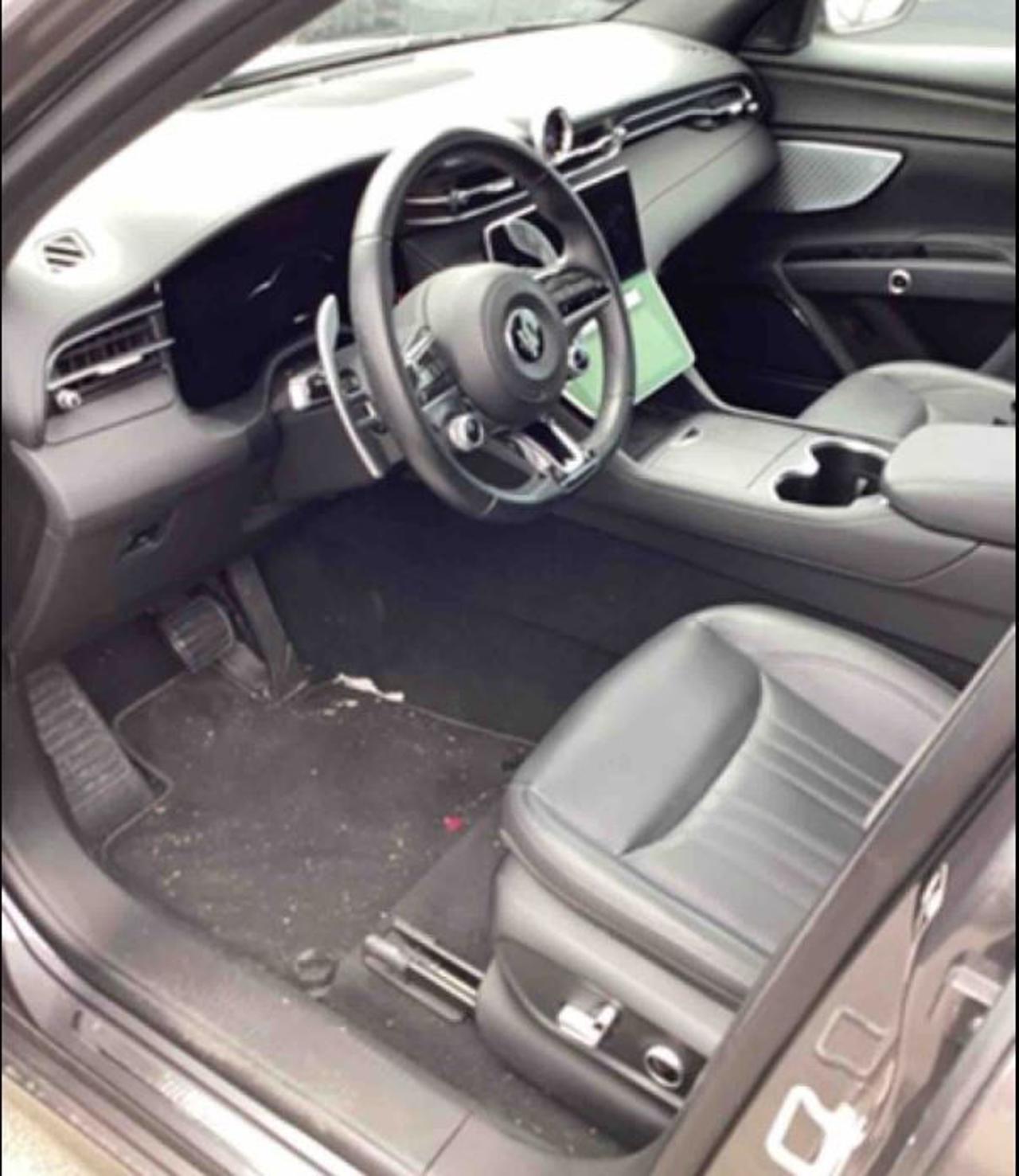 MASERATI Grecale MHEV 300 CV AWD GT TETTO APRIBILE - 6