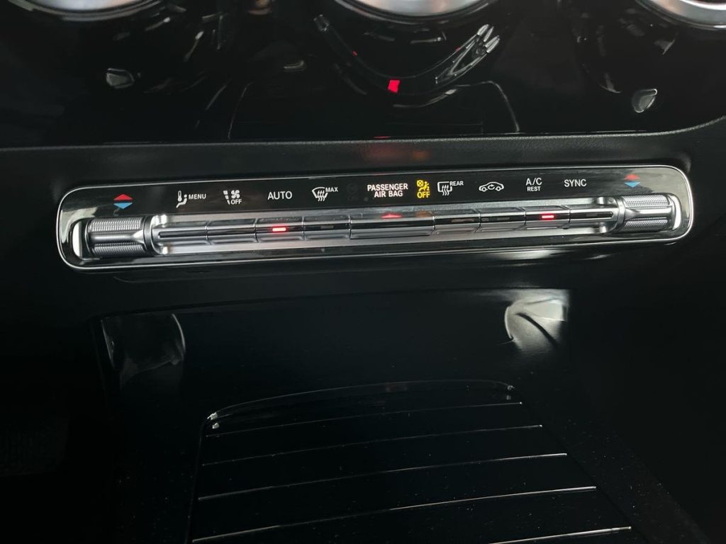 MERCEDES-BENZ A 180 d Automatic Sport Night Edition - 12