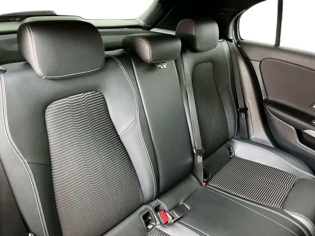 MERCEDES-BENZ A 180 d Automatic Sport Night Edition - 14